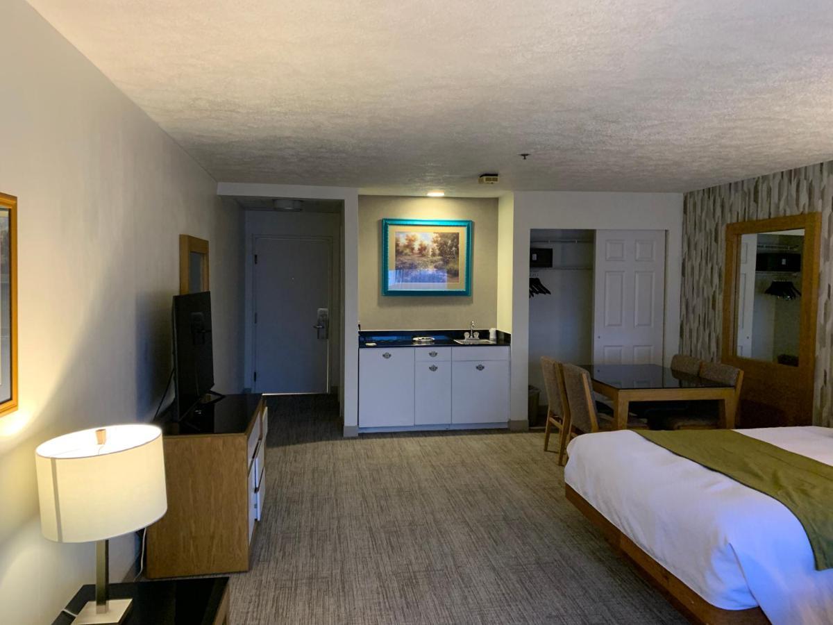 Split Rock Resort Lake Harmony Esterno foto
