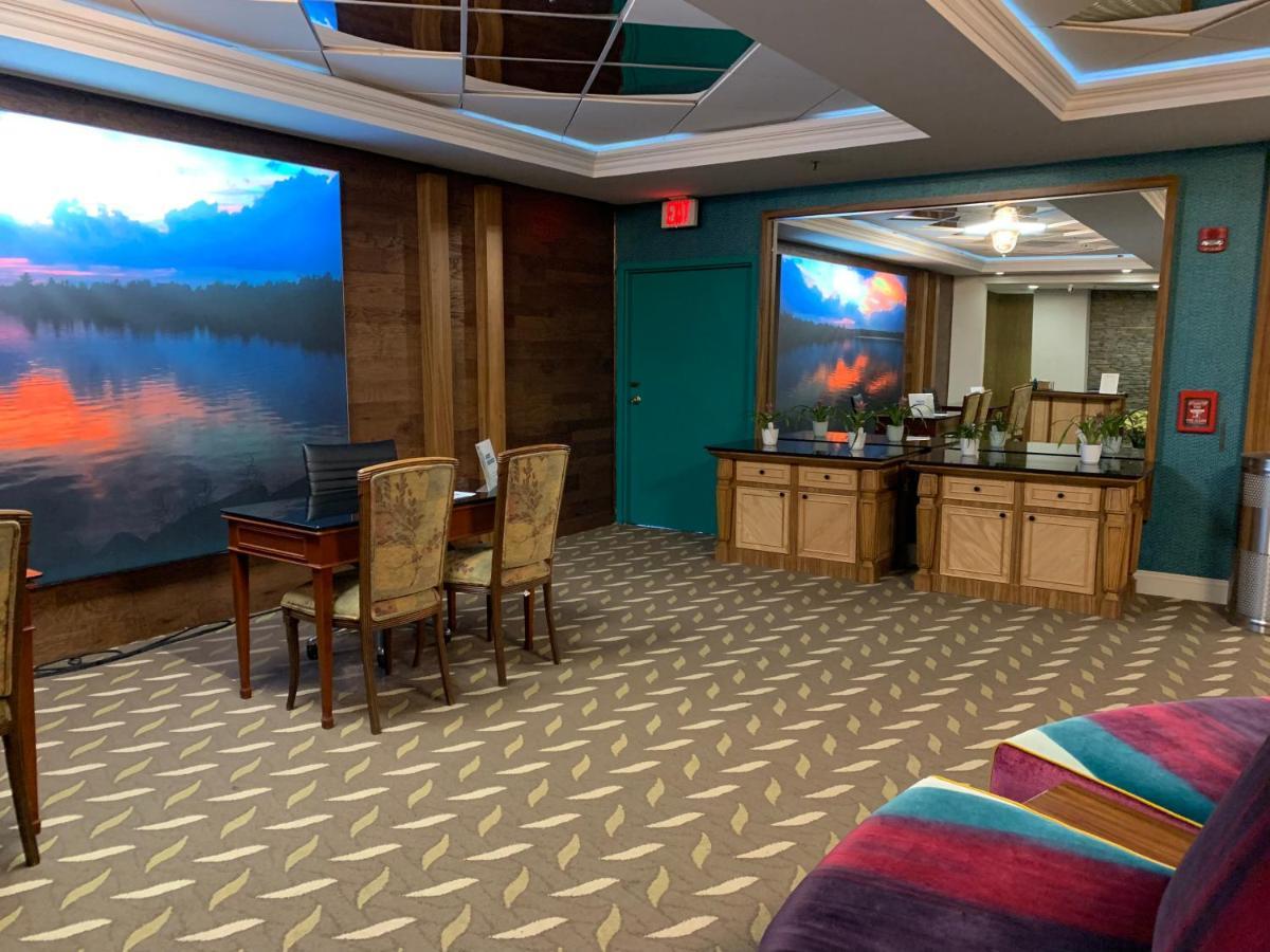 Split Rock Resort Lake Harmony Esterno foto